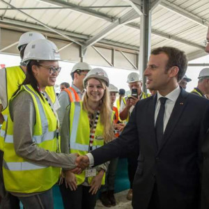 Emmanuel Macron à la rencontre des geiquistes